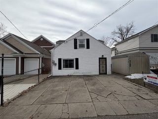 5188 Deep Point Drive, Portage, MI 49002