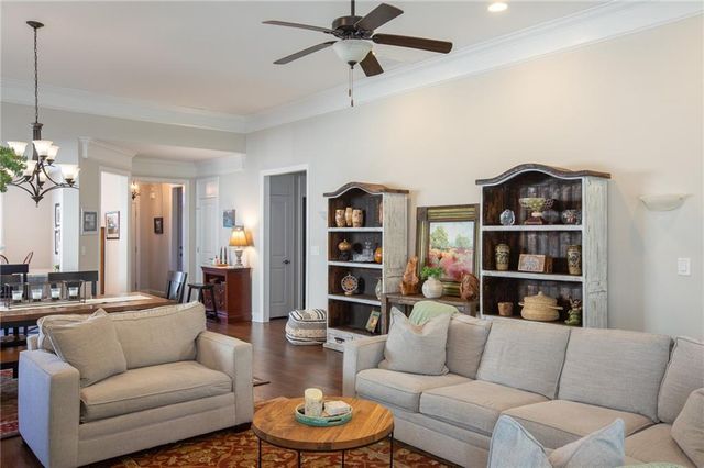 4014 Lavender SW Point, Gainesville, GA 30504