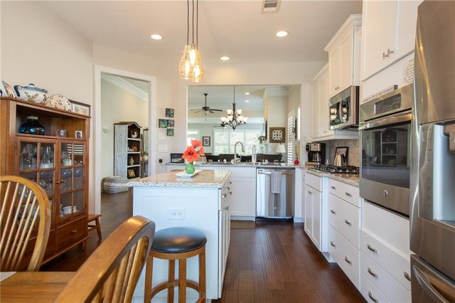 4014 Lavender SW Point, Gainesville, GA 30504