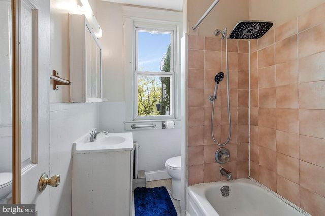 634 IRVING ST NW, Washington, DC 20010