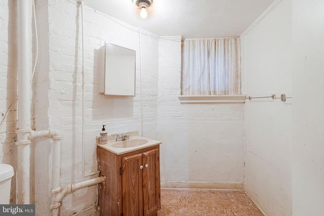 634 IRVING ST NW, Washington, DC 20010