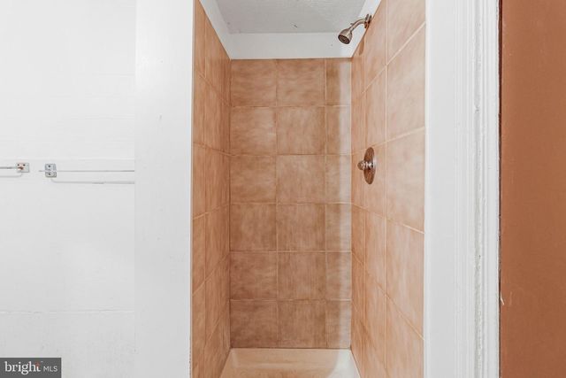 634 IRVING ST NW, Washington, DC 20010