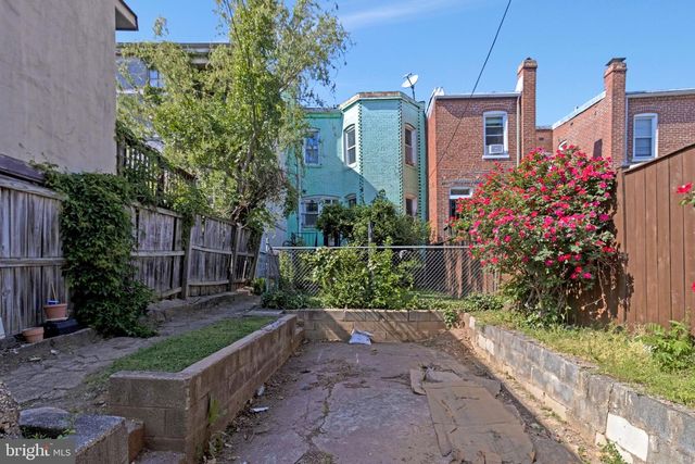 634 IRVING ST NW, Washington, DC 20010