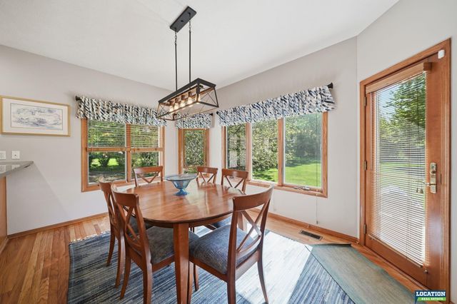 6424 Rolling Hills Boulevard, Lincoln, NE 68512
