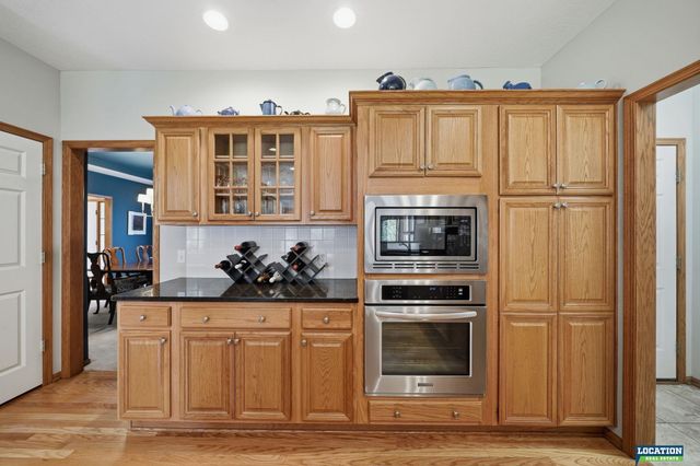 6424 Rolling Hills Boulevard, Lincoln, NE 68512