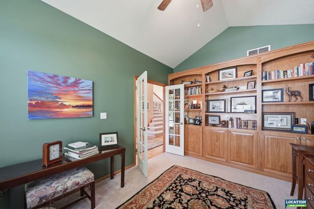 6424 Rolling Hills Boulevard, Lincoln, NE 68512
