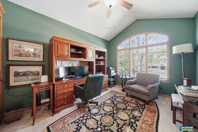 6424 Rolling Hills Boulevard, Lincoln, NE 68512