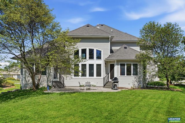 6424 Rolling Hills Boulevard, Lincoln, NE 68512