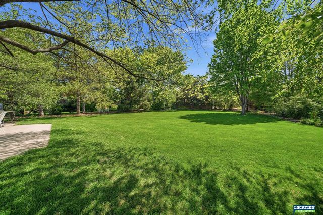 6424 Rolling Hills Boulevard, Lincoln, NE 68512