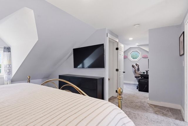 40 Rossi St, Methuen, MA 01844