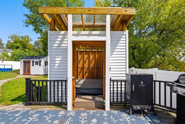 40 Rossi St, Methuen, MA 01844