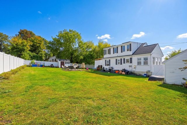 40 Rossi St, Methuen, MA 01844