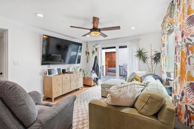 40 Rossi St, Methuen, MA 01844