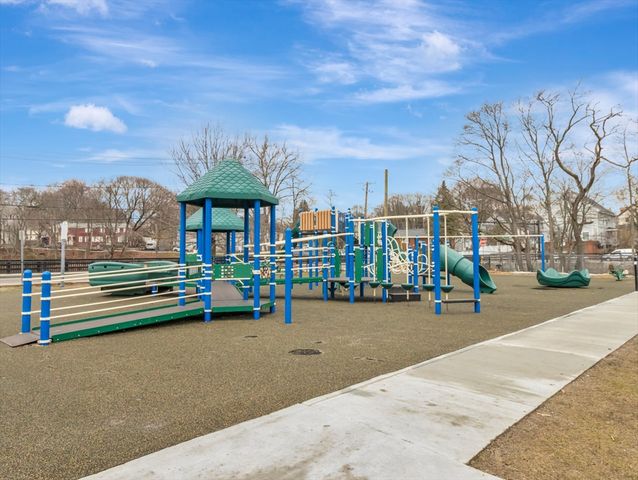 187 Colburn St, Dedham, MA 02026