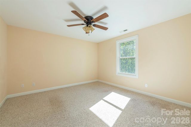 75 Noble Road, Fairview, NC 28730
