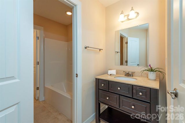 75 Noble Road, Fairview, NC 28730