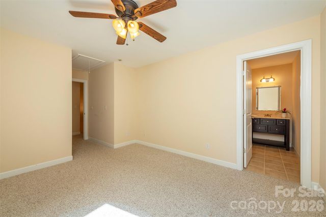 75 Noble Road, Fairview, NC 28730
