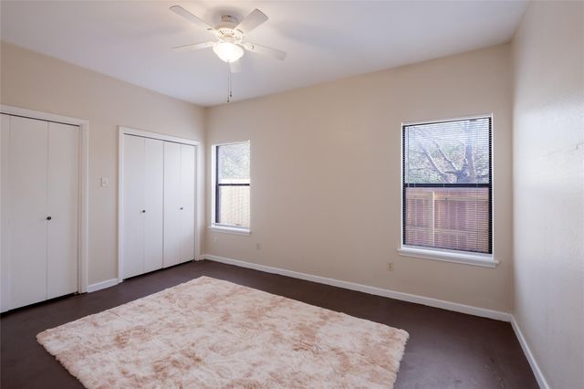 1221 W Hopkins ST 16, San Marcos, TX 78666