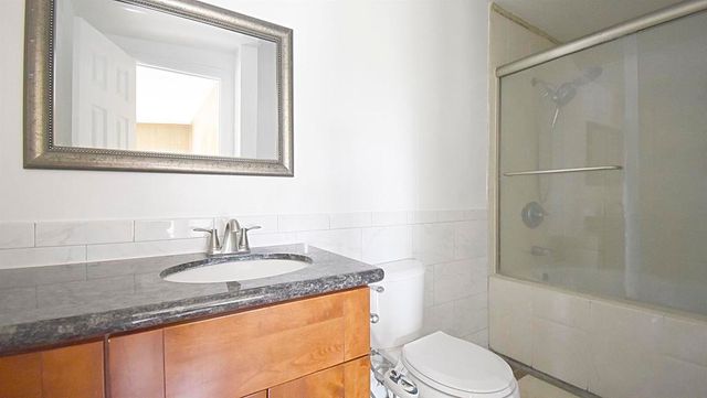 1040 SECOND AVE, Chula Vista, CA 91911