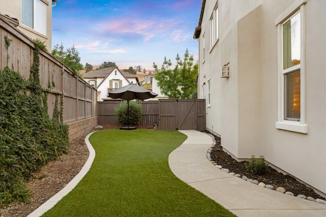 3067 Beatty Dr, El Dorado Hills, CA 95762