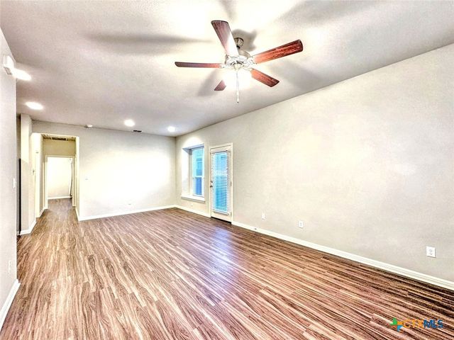 152 Witchhazel Way, San Marcos, TX 78666