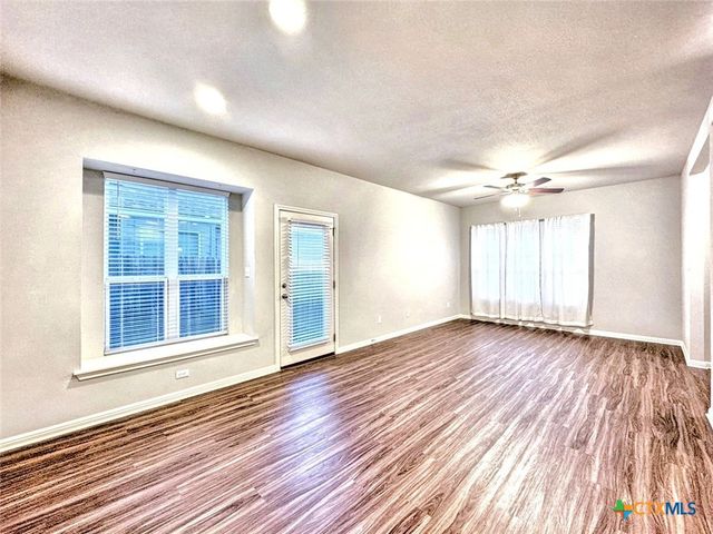 152 Witchhazel Way, San Marcos, TX 78666