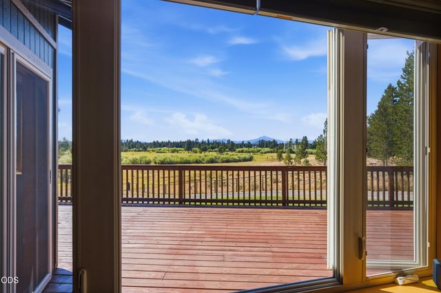16760 Doe Place, La Pine, OR 97739