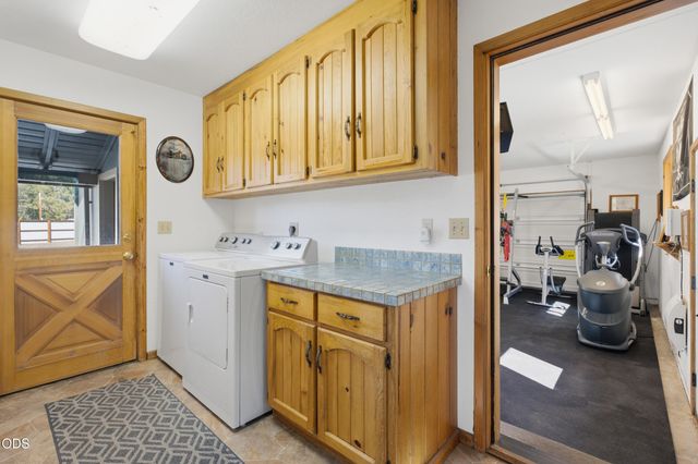 16760 Doe Place, La Pine, OR 97739