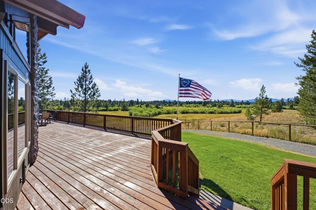 16760 Doe Place, La Pine, OR 97739