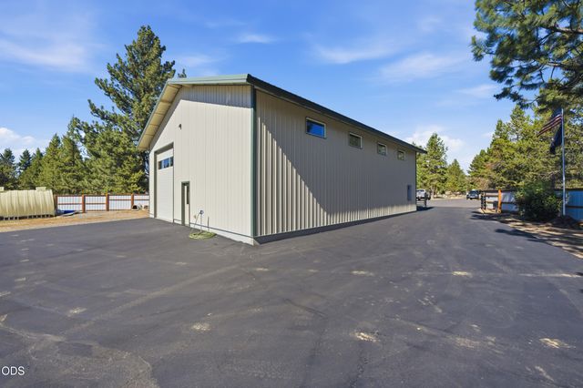 16760 Doe Place, La Pine, OR 97739