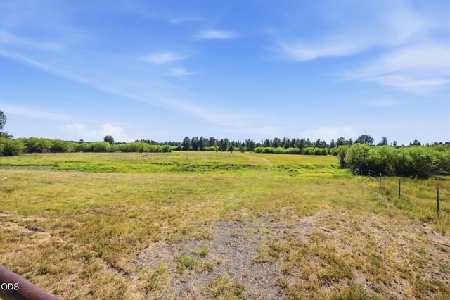 16760 Doe Place, La Pine, OR 97739