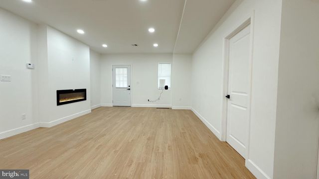 4649 PENN ST, Philadelphia, PA 19124