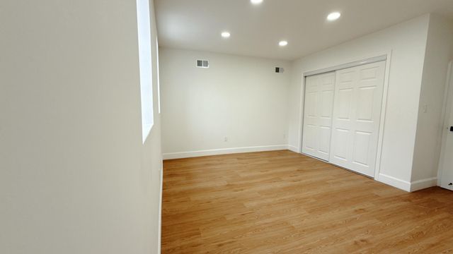 4649 PENN ST, Philadelphia, PA 19124