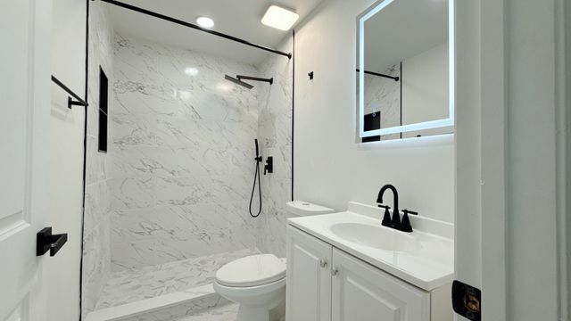 4649 PENN ST, Philadelphia, PA 19124