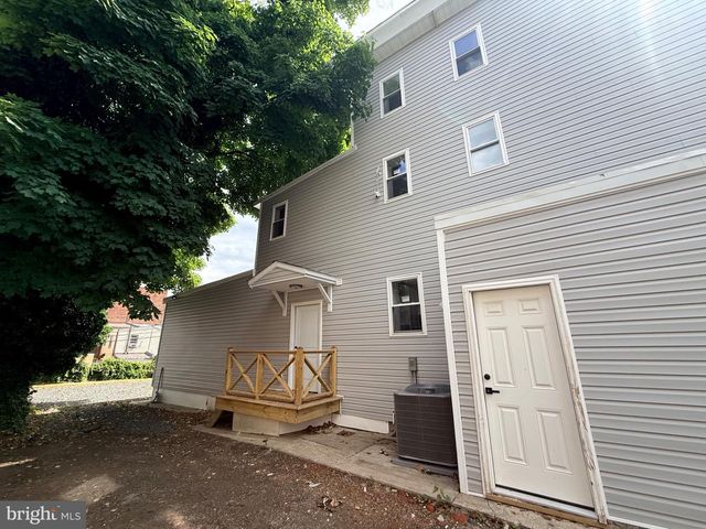 4649 PENN ST, Philadelphia, PA 19124