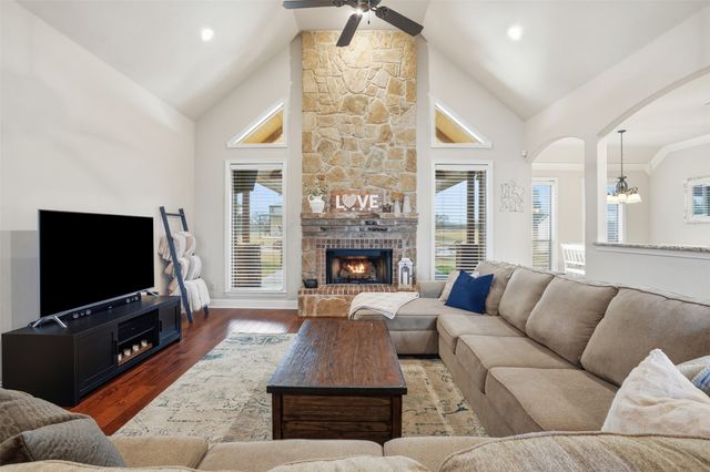 138 Atlee Drive, Weatherford, TX 76087