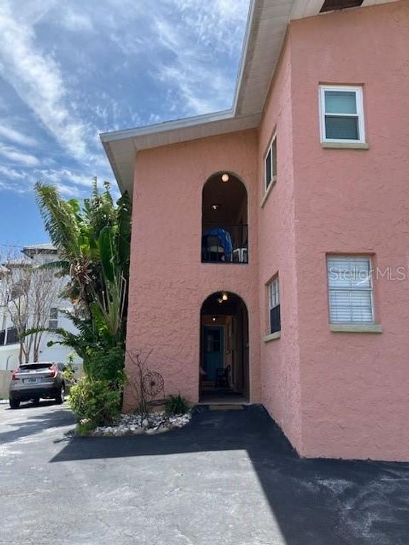 7710 BAYSHORE DRIVE 2, Treasure Island, FL 33706