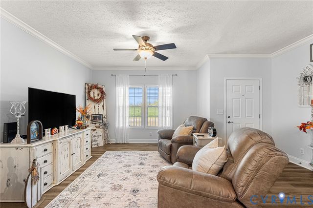 1152 Richmond Hill Rd, Warsaw, VA 22572