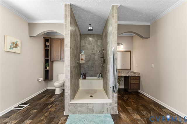 1152 Richmond Hill Rd, Warsaw, VA 22572