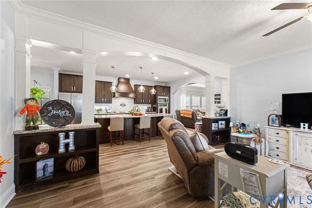 1152 Richmond Hill Rd, Warsaw, VA 22572