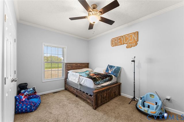 1152 Richmond Hill Rd, Warsaw, VA 22572