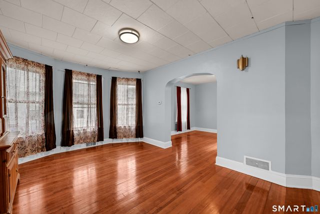 25 Hartford Avenue, Enfield, CT 06082