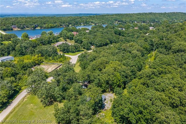 3009 Shadow Lake Drive, Greenwood, AR 72936