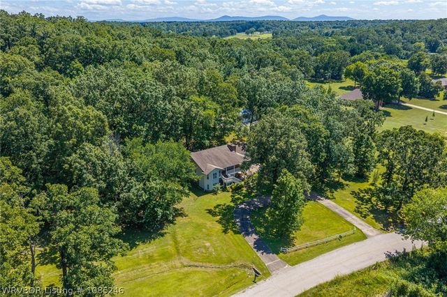 3009 Shadow Lake Drive, Greenwood, AR 72936