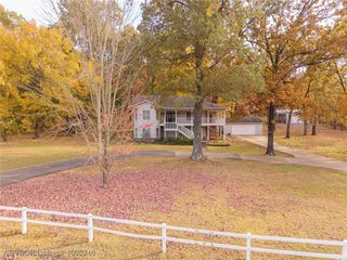 3009 Shadow Lake Drive, Greenwood, AR 72936