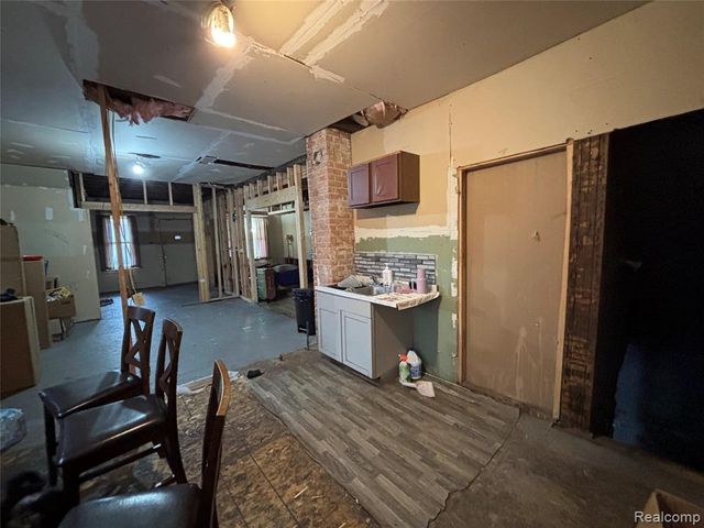 6026 Cooper Street, Detroit, MI 48213