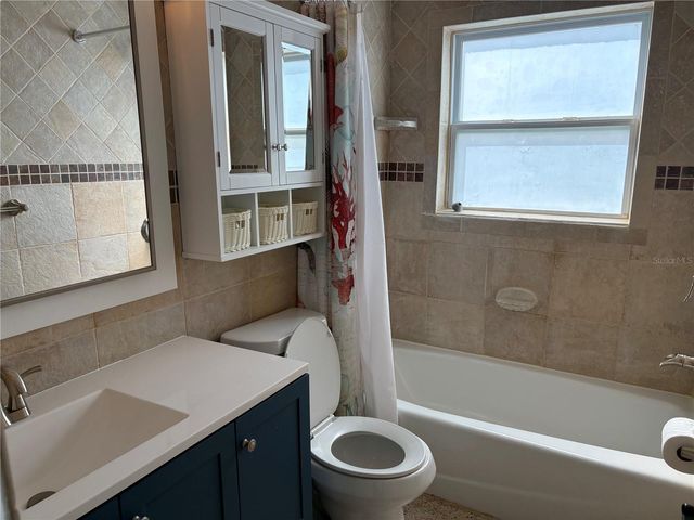 4820 VENETIAN BOULEVARD NE, St Petersburg, FL 33703