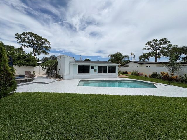 4820 VENETIAN BOULEVARD NE, St Petersburg, FL 33703