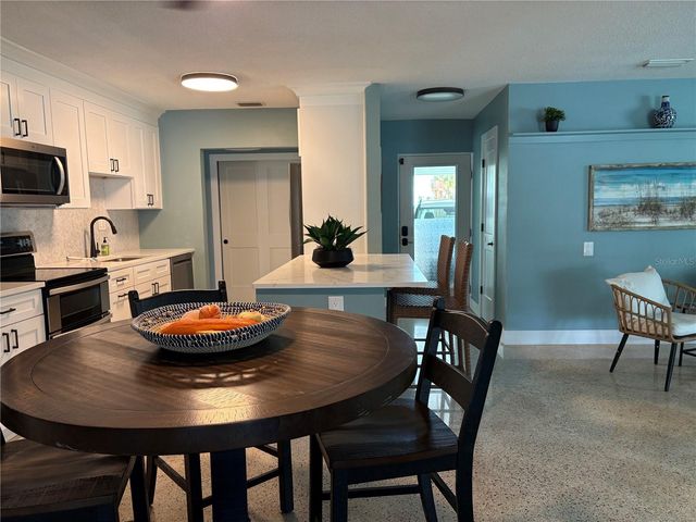 4820 VENETIAN BOULEVARD NE, St Petersburg, FL 33703