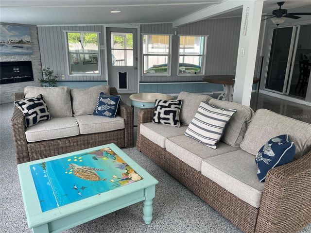 4820 VENETIAN BOULEVARD NE, St Petersburg, FL 33703